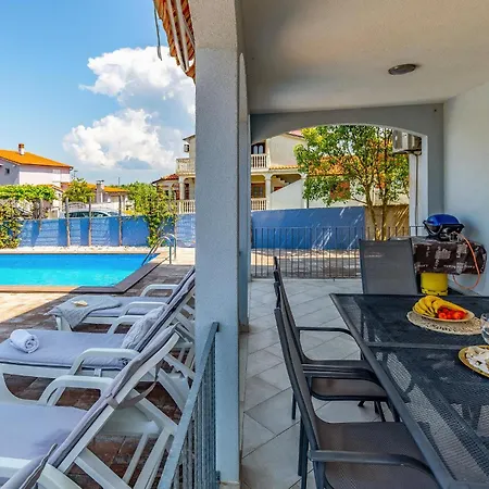 Amazing In With Wifi بيت للعطل