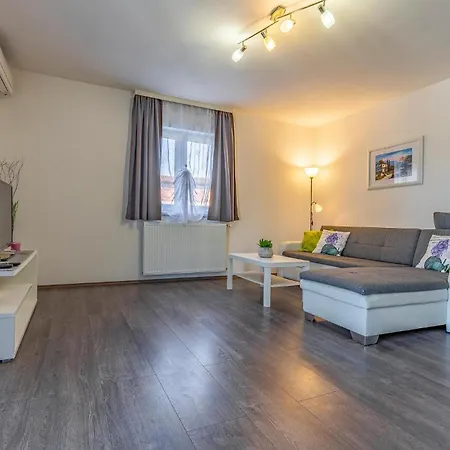 Vakantiehuis Amazing In With Wifi *