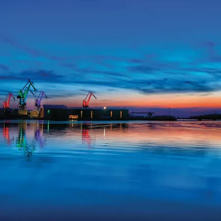 בית נופש Amazing In With Wifi פולה