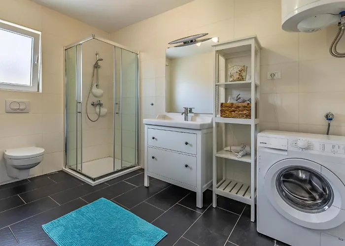 Amazing In With Wifi Holiday home