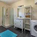 Pet Friendly In Nyaraló
